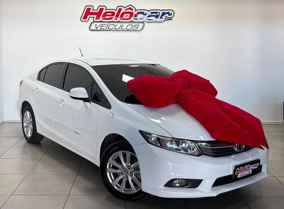 HONDA CIVIC 1.8 LXS 16V FLEX 4P AUTOMÁTICO